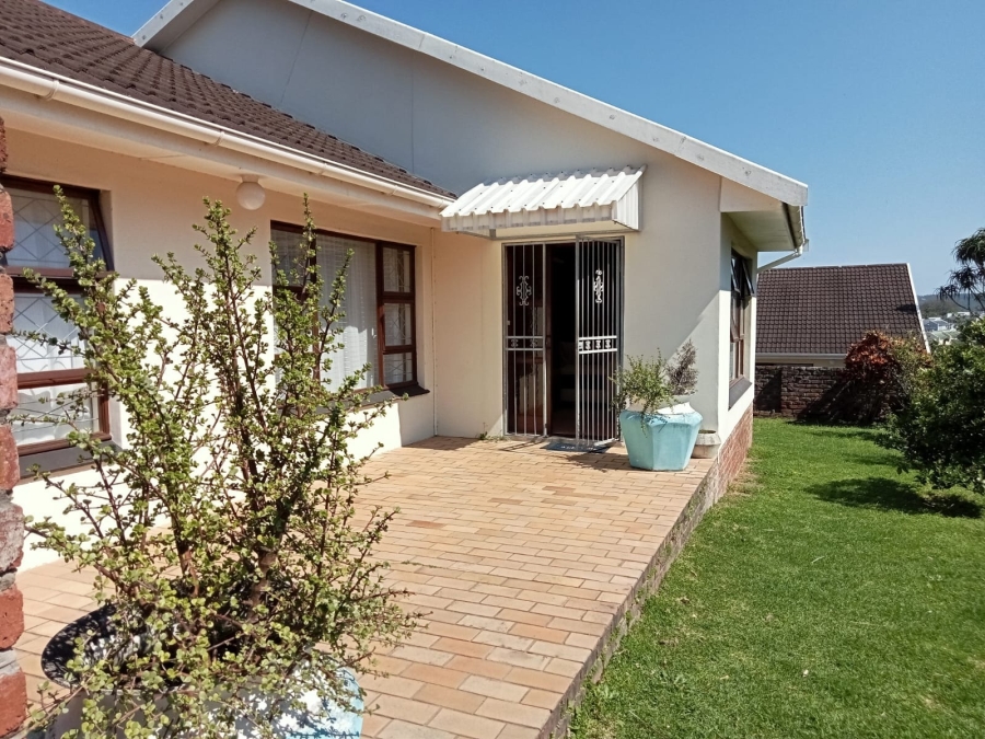 3 Bedroom Property for Sale in Beacon Bay Eastern Cape
